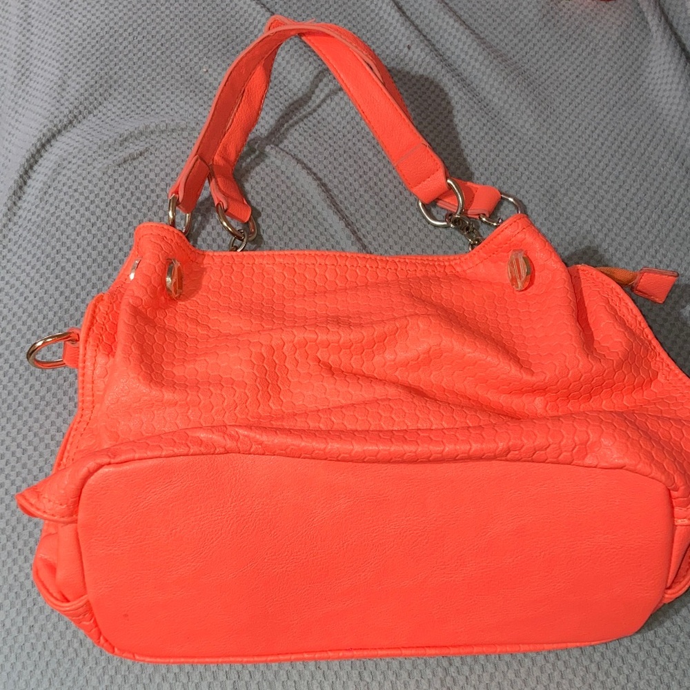 Chic Orange Shoulder Bag